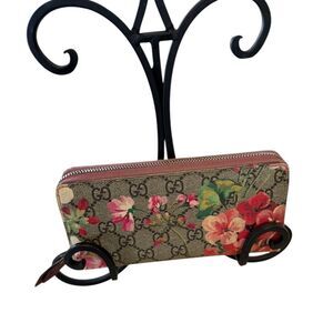 Gucci Floral Print Wallet - Pink and Brown
